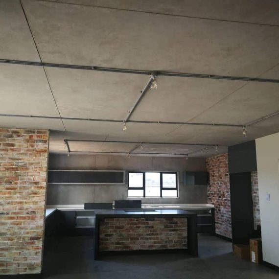 WhatsApp Image 2025-09-23 at 09.31.37